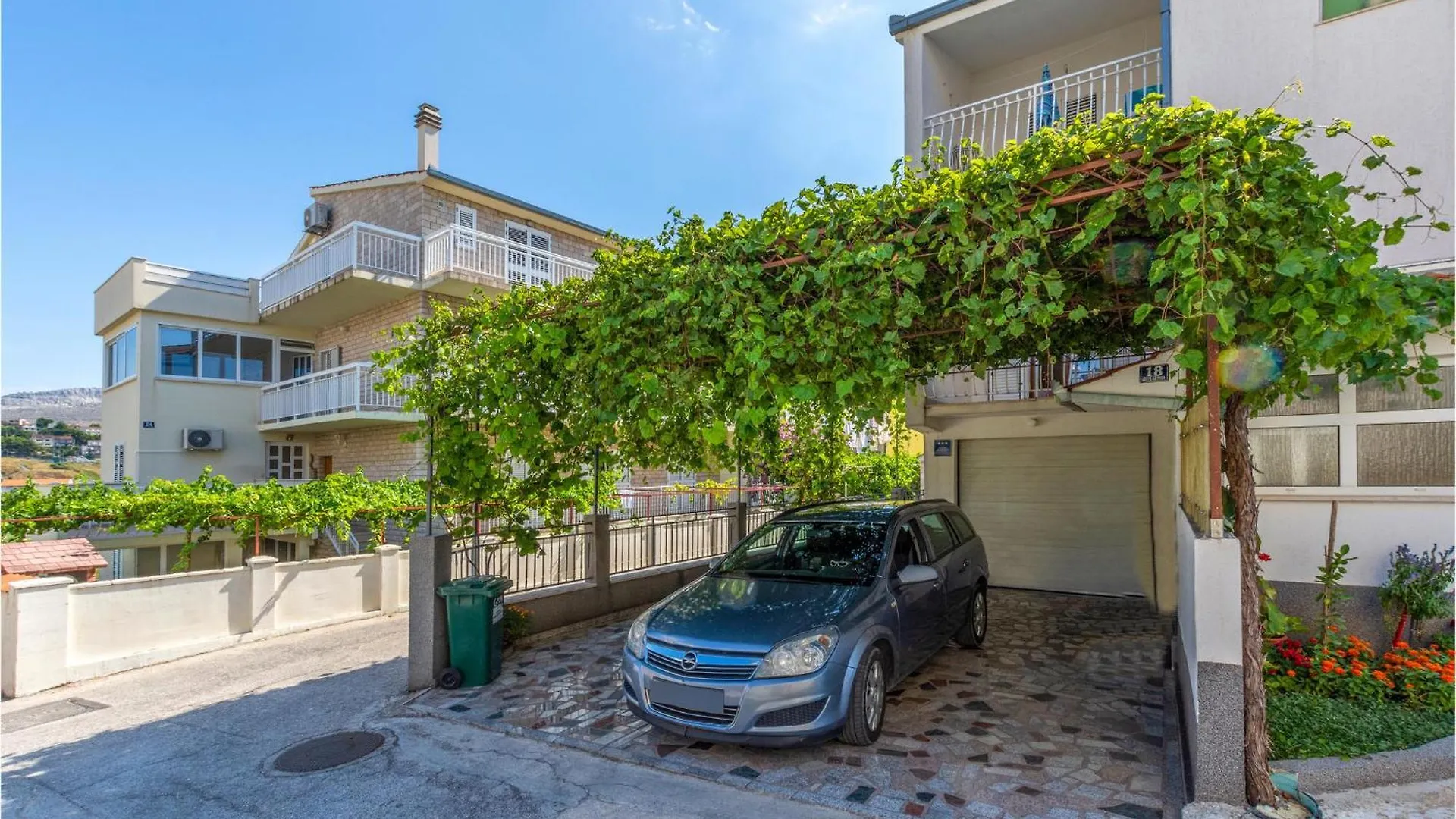 Lovely Apartment In Stobrec With Wifi Spalato 0*,  Croazia